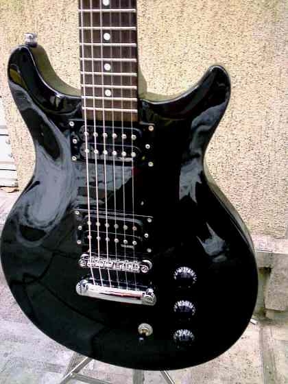 Продавам нова електрическа китара SAT2-BKK Hamer Sunburst