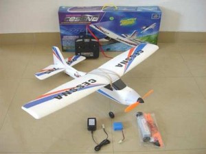  ++  RC самолетчета с дистанционно. ++