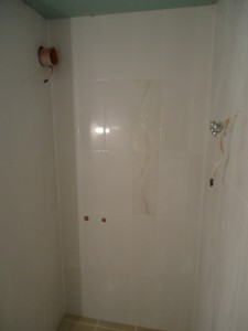 Лепене на плочки, ВиК услуги