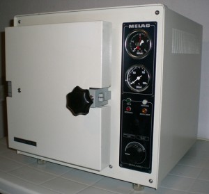 Продавам автоклав Мелаг