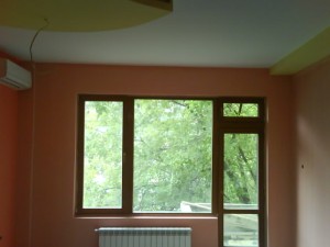 качествен вътрешен ремонт -  премахване стари тапети 0.80лв м2,грундиране,шпакловане гипс 1.90лв м2,