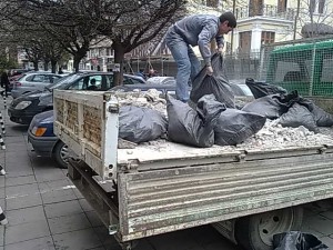 Почистване на мазета, тавани, двор, апартаменти, Чистене и извозване на битови и строителни отпадъци