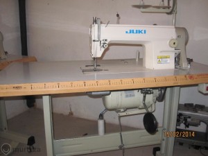 професионална шевна машина Жуки 5550