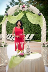 Водещ на Сватбени Церемонии и Тържества