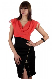 Дрехи и чанти на едро