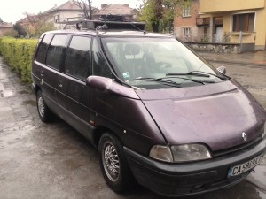Продавам Renault - Espace 2.2i 