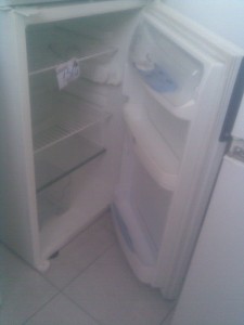 ПРОДАВАМ ХЛАДИЛНИЦИ