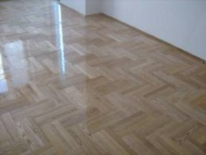 Паркетни услуги