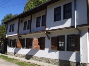 Старинна къща за гости "При водопада" 