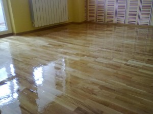 БЕЗПРАХОВО ЦИКЛЕНЕ, РЕДЕНЕ, ПРЕНАРЕЖДАНЕ, ЛАКИРАНЕ НА ПАРКЕТ И ДЮШЕМЕ