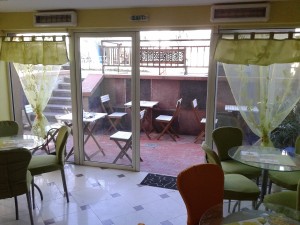 Кафе - аперитив на бул. Симеоновско шосе