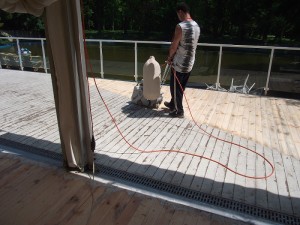 Безпрахово циклене и лакиране на естествен паркет и дюшеме