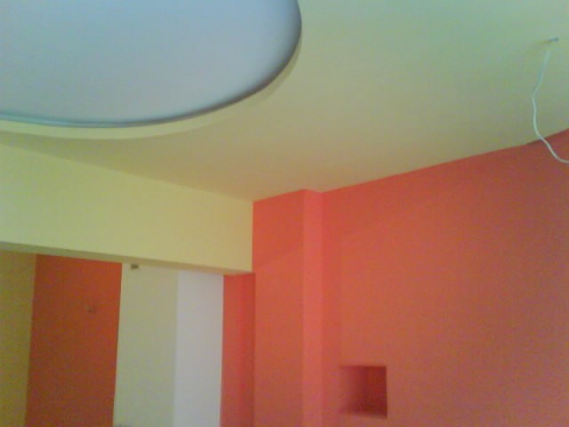 Боядисване , освежаване на жилища , офиси с латекс , качествено, перфектно чисто,цени за едноцветно 