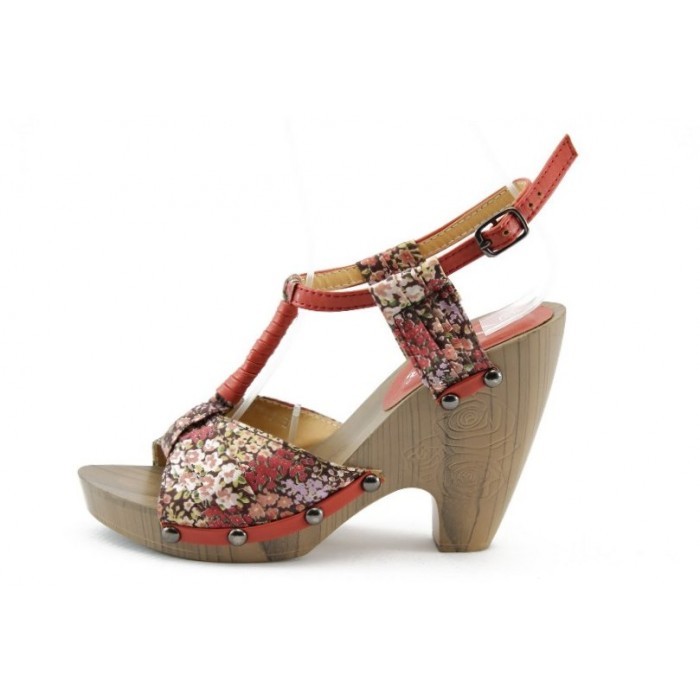 Дамски сандали на висок ток