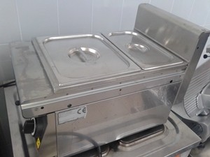 Бенмарита нови на водна баня тройка със три броя към него гастро норми 1/3 на 6.5мм. –  и капаци мет