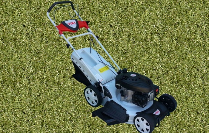 Самоходна бензинова градинска косачка за трева