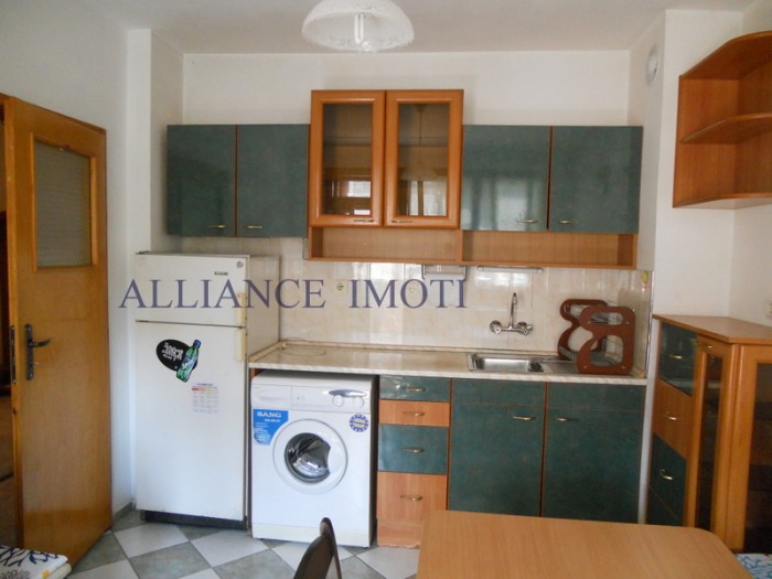 2 - стаен в кв. Мусагеница 