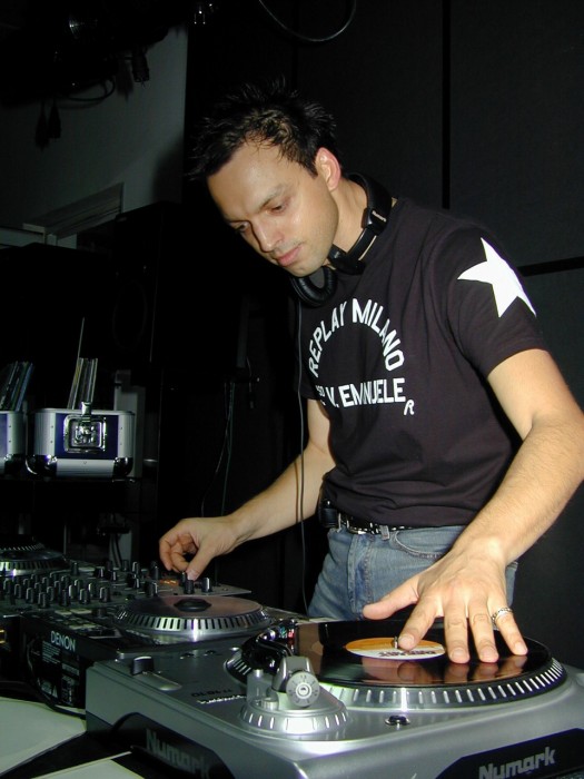 dj, диско водещ,ozvuchavane,aparatura,muzikalno oformlenie