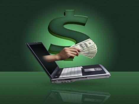 Продавам компактна пералня с горно зареждане ARISTON MARGHERITA ATL 53 TX