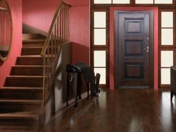 Интериорни и метални входни врати