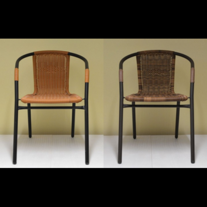 Стол ЧОЙС от метал и синтетичен ратан