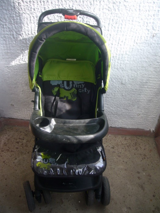 Количка с кошче Бертони