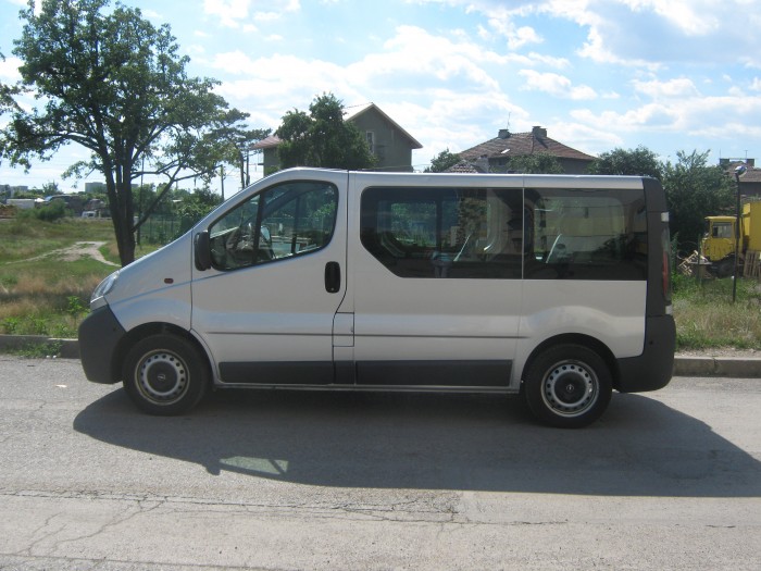 Евтини договорени превози за групи до 8 човека