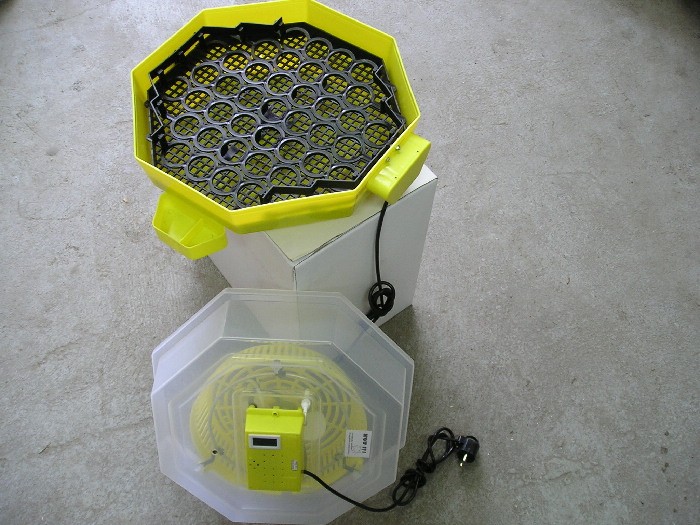 Продавам инкубатори, нови,заводски автоматични,официален вносител на Румънски инкубатори 