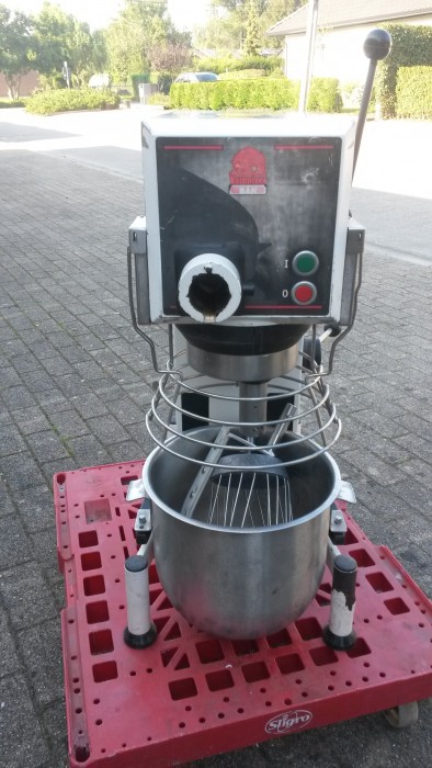  Планетарен Миксер Bear Varimixer