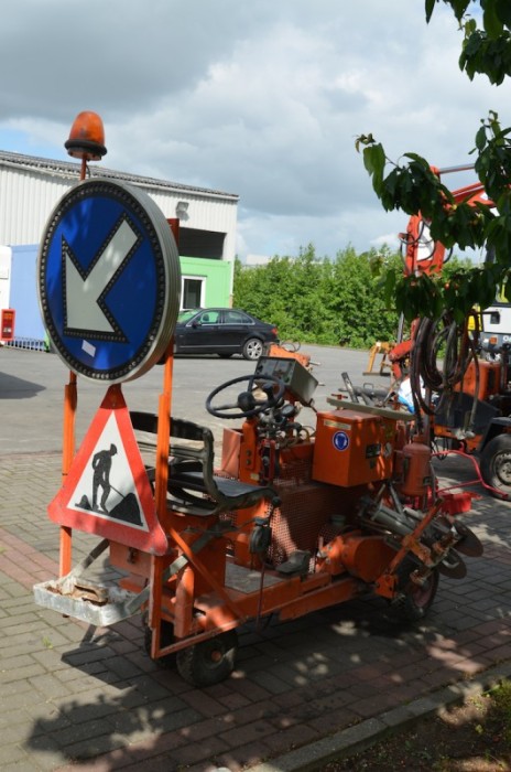 хоризонтална пътна маркировка