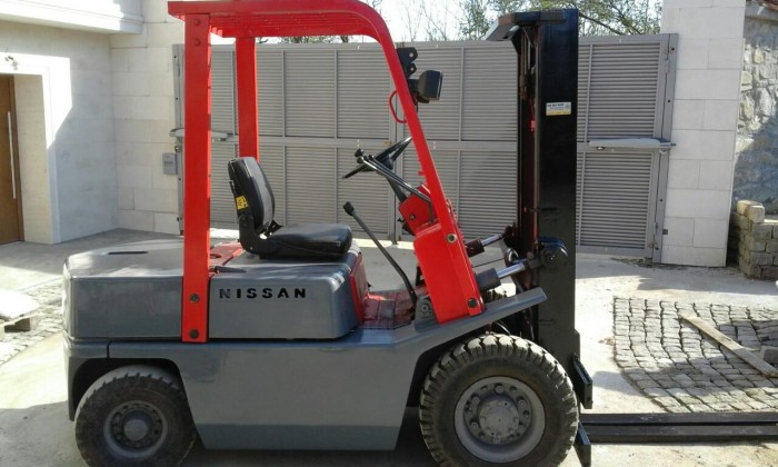 Мотокар  Марка : NISSAN  ДИЗЕЛ 