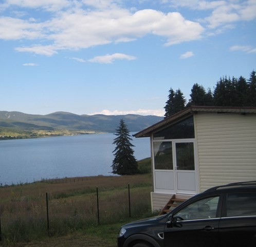 Вила за гости Райската вода-Град Сърница, язовир Доспат