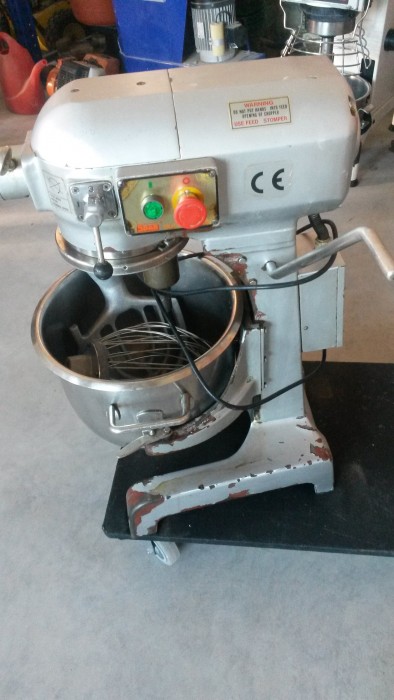 Миксер модел :sp200 - 20 литра 