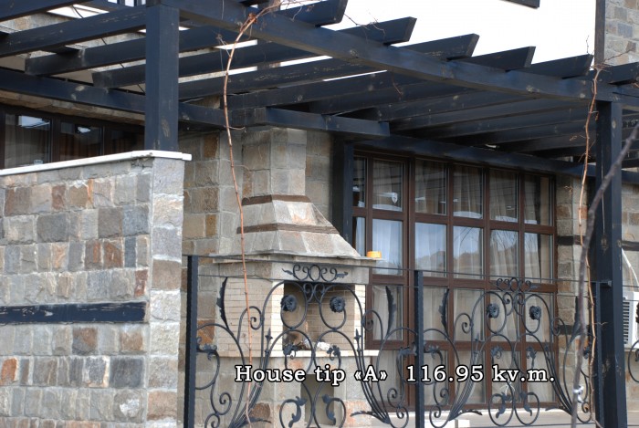 Набираме камериерка за целогодишна работа на 3 км. от Слънчев бряг