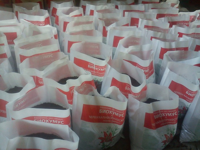 Биохумус, почвени субстрати, торф, агроперлит