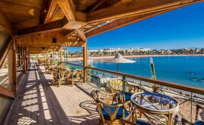 Египет 8 дни /7 нощувки в хотел DESERT ROSE 5* с чартърен полет от София с Караджъ Турс