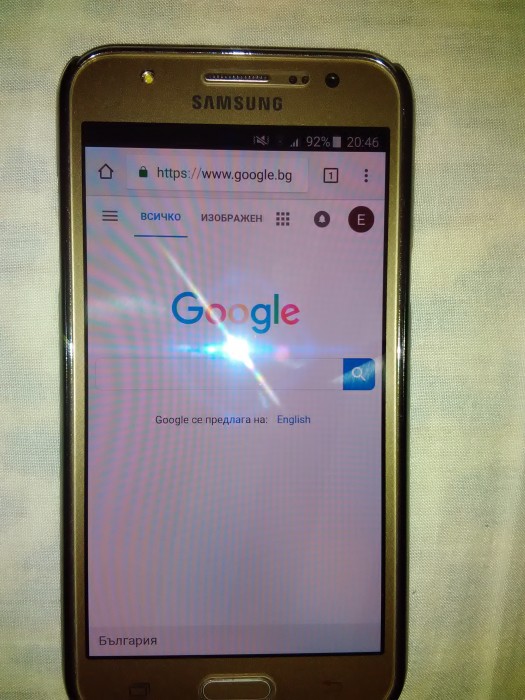 Продавам Samsung Galaxy J5 Gold 2015