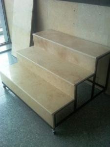 Подпрозоречни первази, стъпала, плочки, барплотове, кухненски плотове