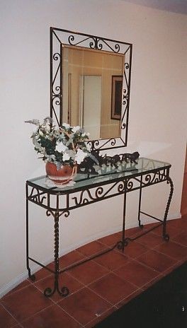  Мебели от желязо, гр. София 