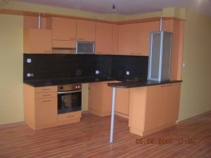 Обзавеждаме кухни по поръчка