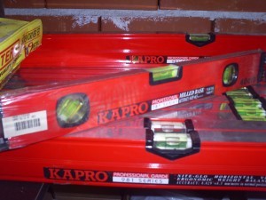 Нивелири  KAPRO с размери от 30 до 100 см.