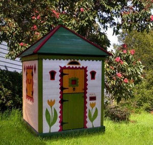 Дървени играчки и сувенири от NISA.