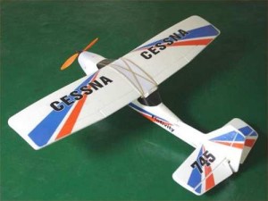 +  RC самолети с дистанционно. +