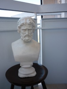 ЕСКУЛАП / АСКЛЕПИЙ - гипсов бюст