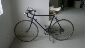 Продавам шосейно колело