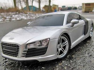 Радио-управляеми  коли