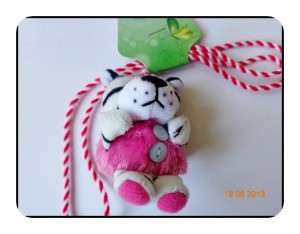 Мартеници на едро и дребно