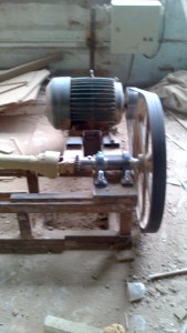 Продавам чипер машина